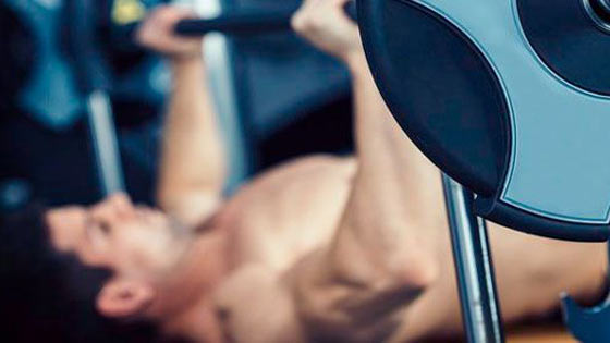 Développé couché Smith Machine